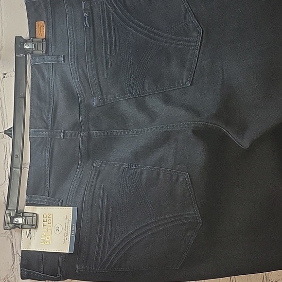 SEVEN7 SKINNY JEANS - Picture 8 of 11